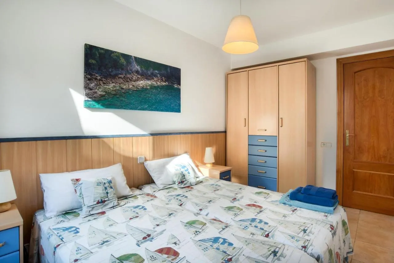 또사데마르 Apartamento 150 M Playa Tossa 아파트